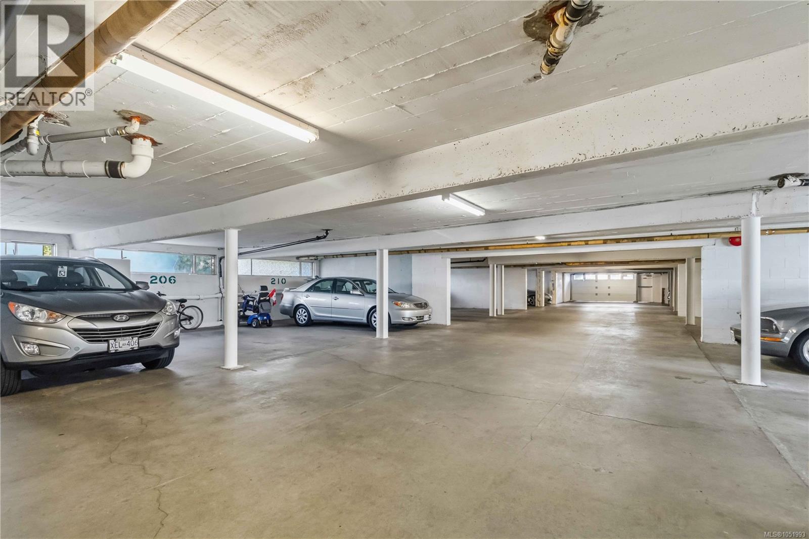 #207 9560 Fifth St - 19