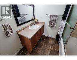 41 Vennio Lane, Hamilton, ON L9B2Y6 Photo 36