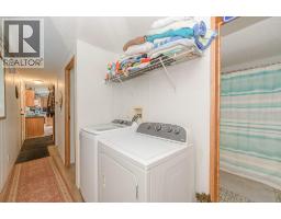 2841 Simpson Road, Lee Creek, BC V0E1M4 Photo 14