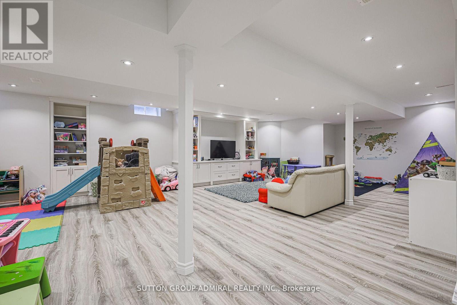 163 Heintzman Crescent — photo 31