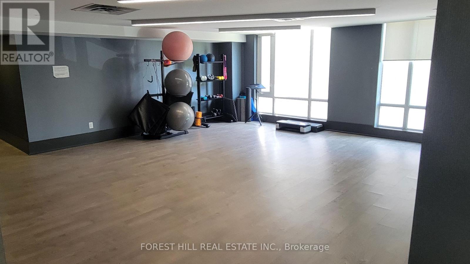 60 Berwick Avenue — photo 19