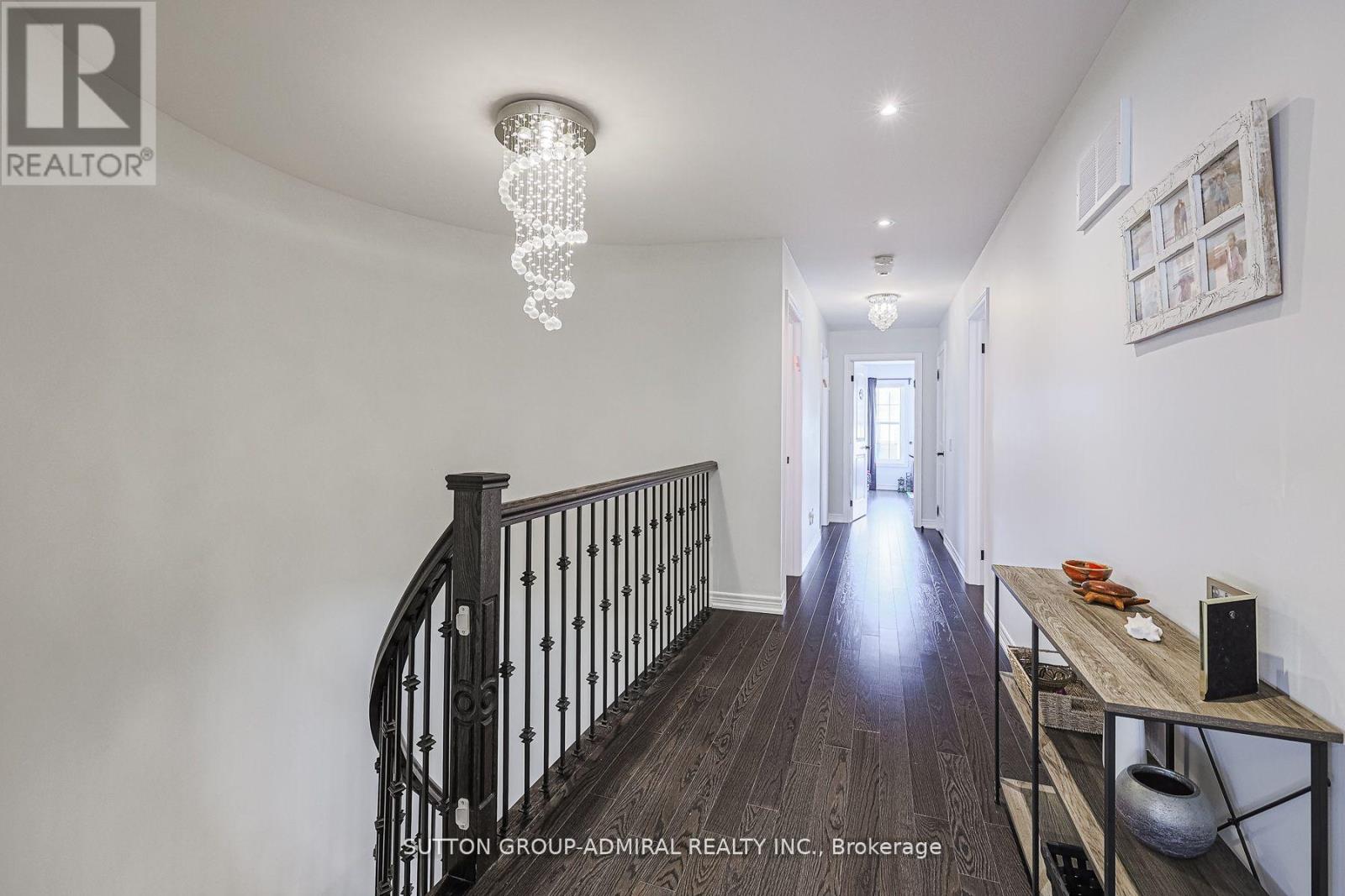 163 Heintzman Crescent — photo 22