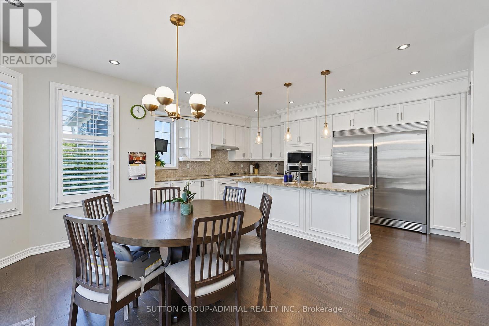 163 Heintzman Crescent — photo 8