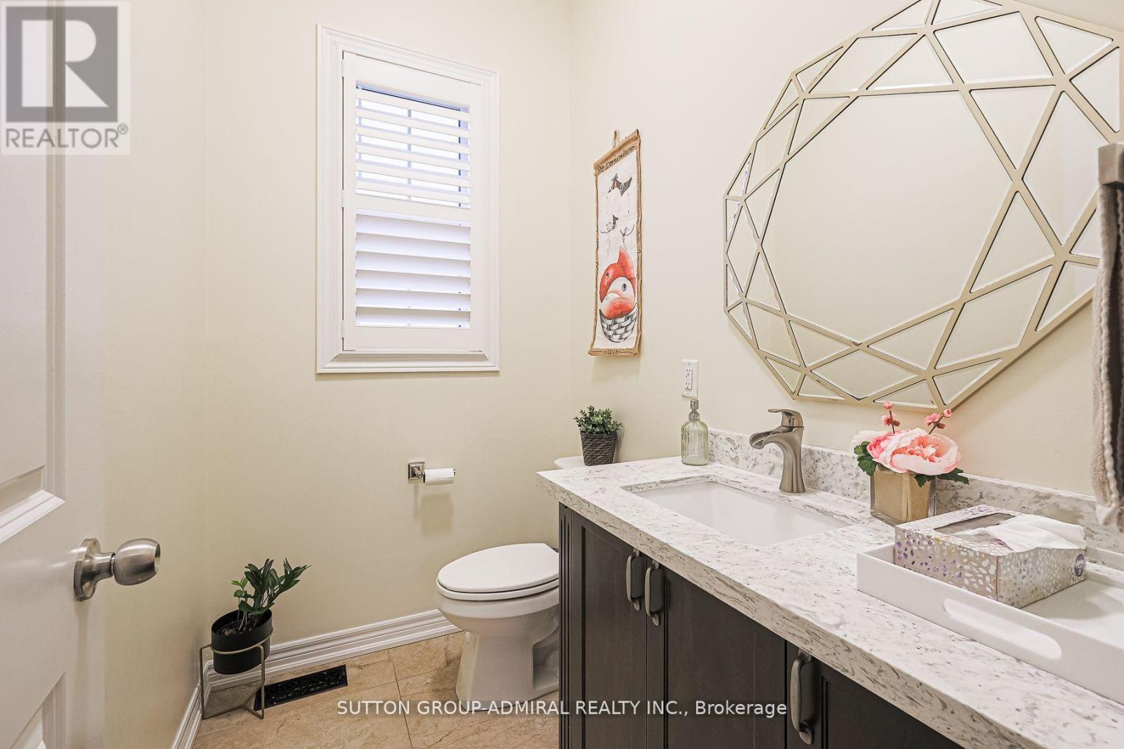 163 Heintzman Crescent — photo 16