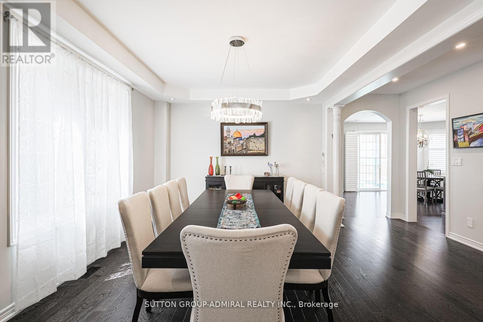 163 Heintzman Crescent — photo 12