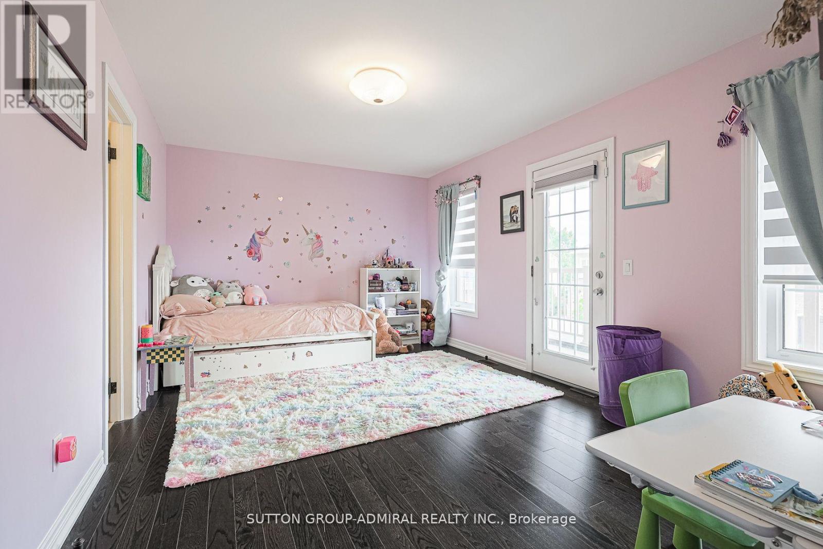 163 Heintzman Crescent — photo 23