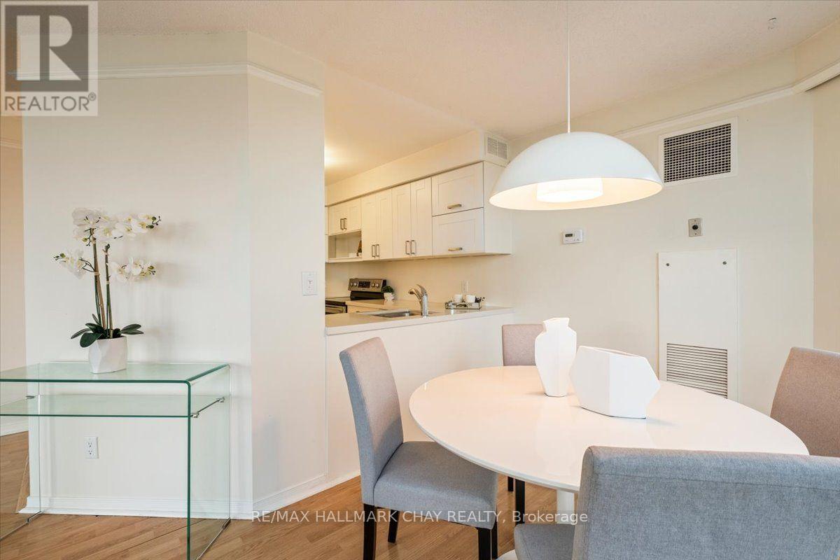 140 Dunlop Street East — photo 13