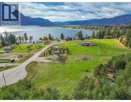 2841 Simpson Road, Lee Creek, BC V0E1M4 Photo 28