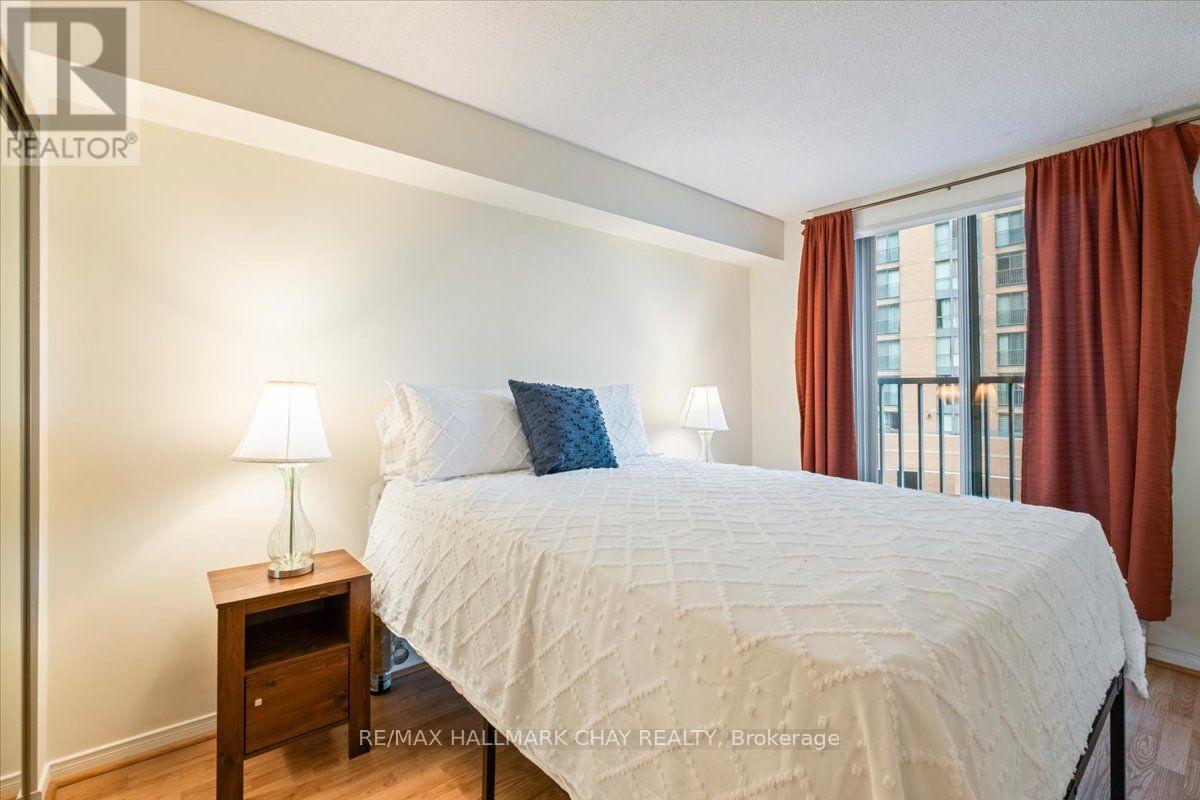 140 Dunlop Street East — photo 25