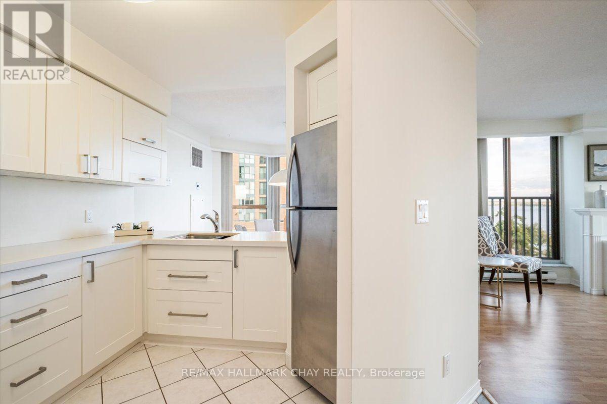 140 Dunlop Street East — photo 8