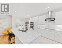 16 Oakmont Avenue, Oro Medonte, ON L0L2L0 Photo 14