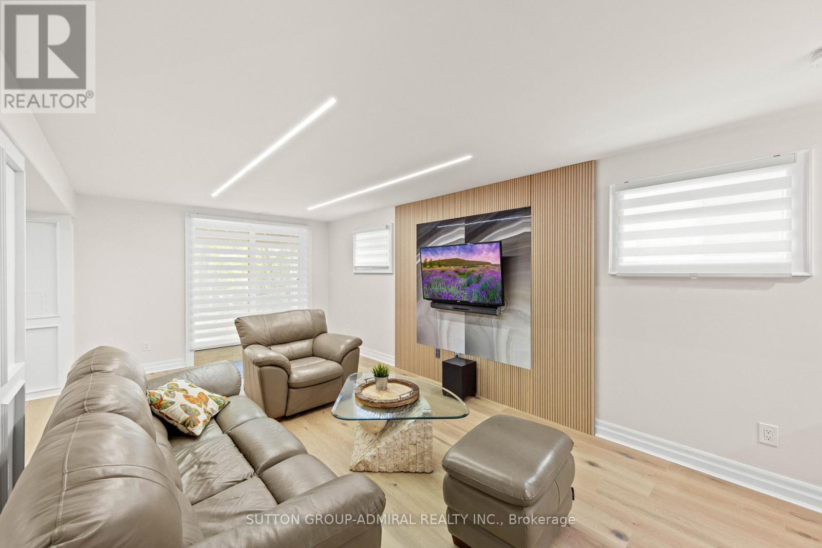 16 OAKMONT AVENUE - 37