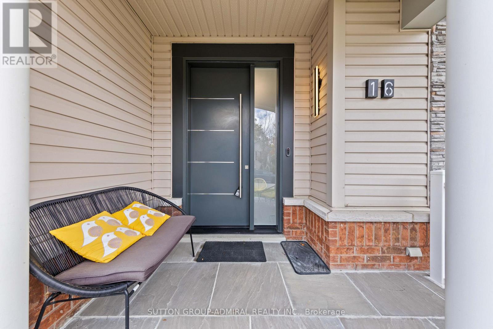 16 Oakmont Avenue, Oro-Medonte, ON photo 6