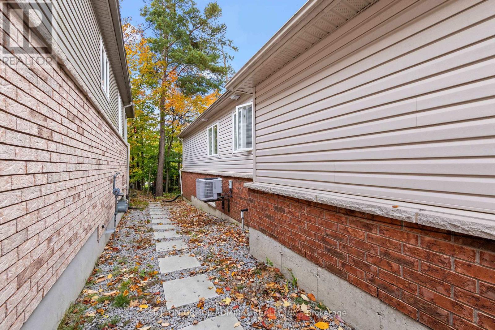 16 Oakmont Avenue, Oro-Medonte, ON photo 50
