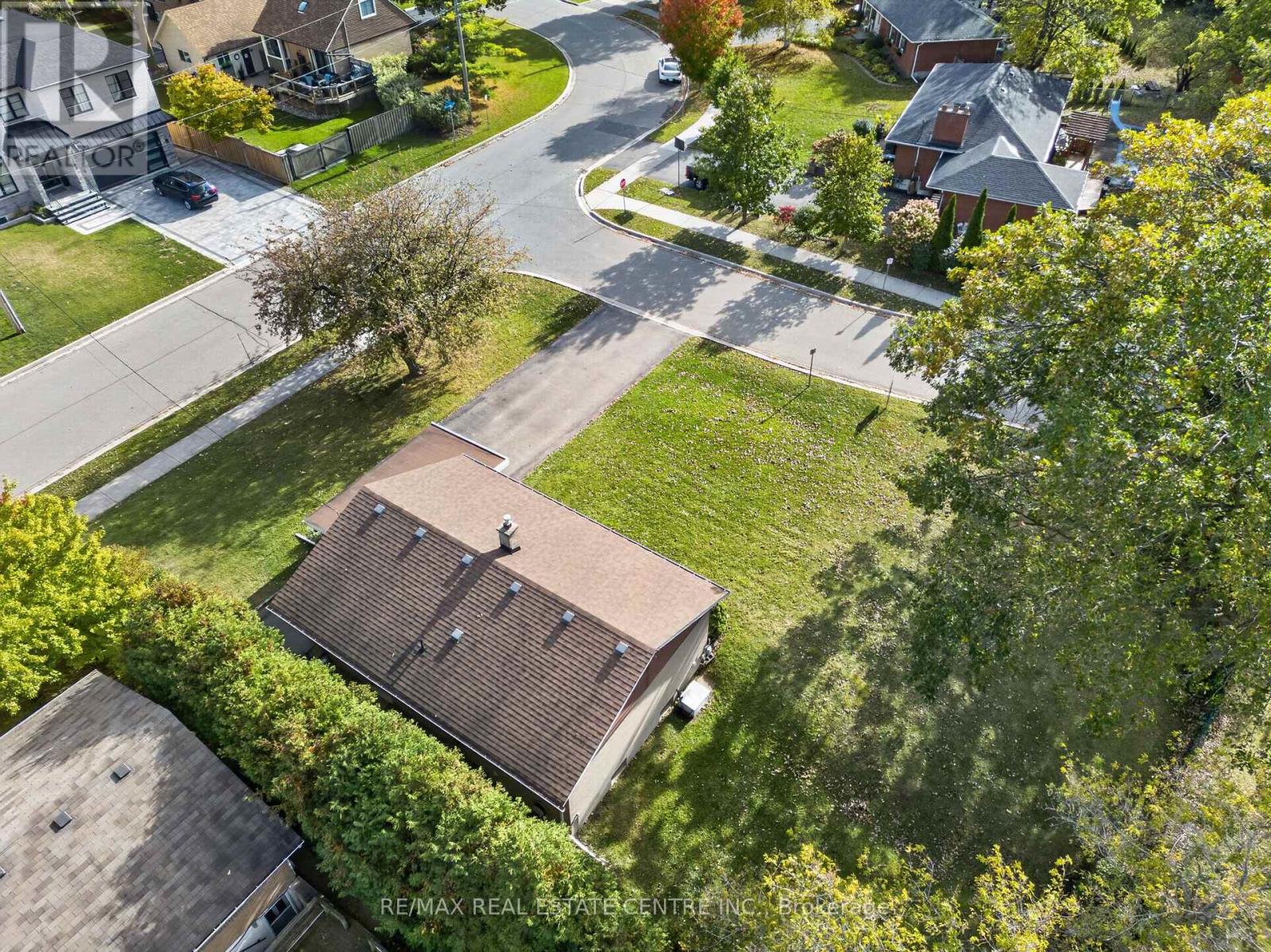 226 Elmwood Crescent, Milton, ON photo 30
