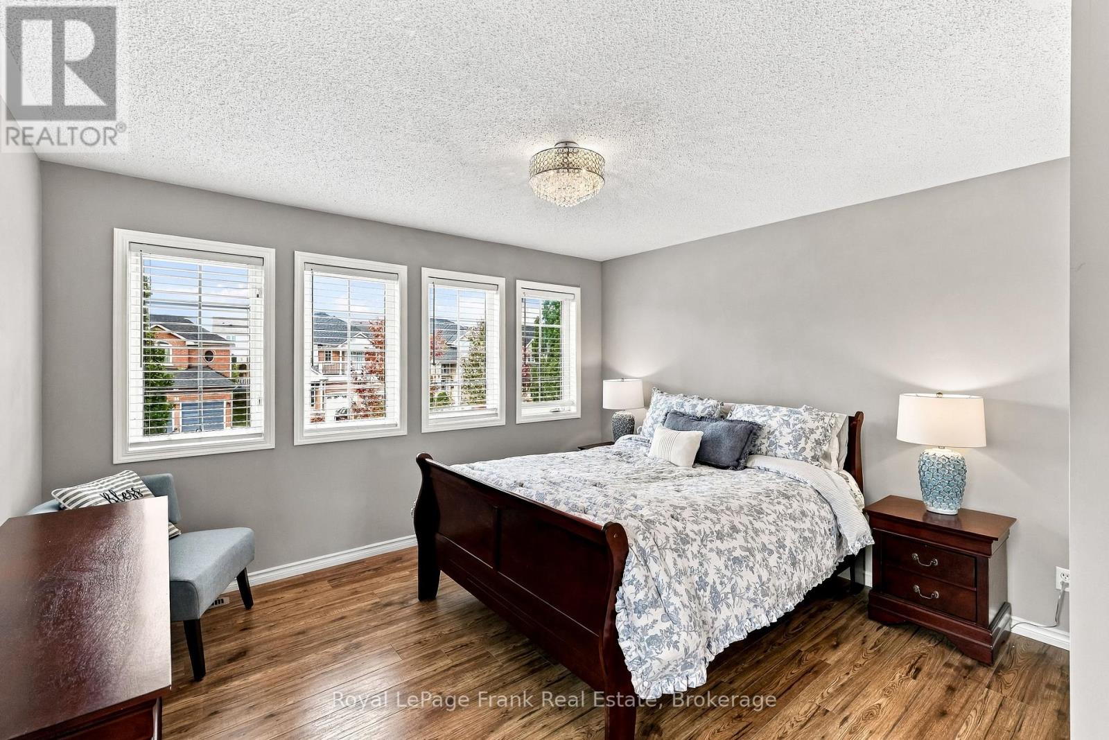 15 Sprucewood Crescent, Clarington, ON photo 23