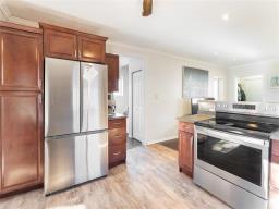 406 Strathnaver Avenue, Selkirk, MB R1A0H7 Photo 22