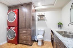 2 Northview Crescent, Steinbach, MB R5G2A7 Photo 28