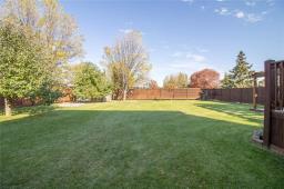 2 Northview Crescent, Steinbach, MB R5G2A7 Photo 38