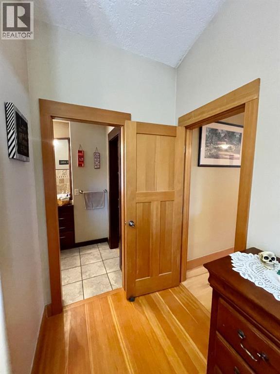 4112 15 Avenue - 29