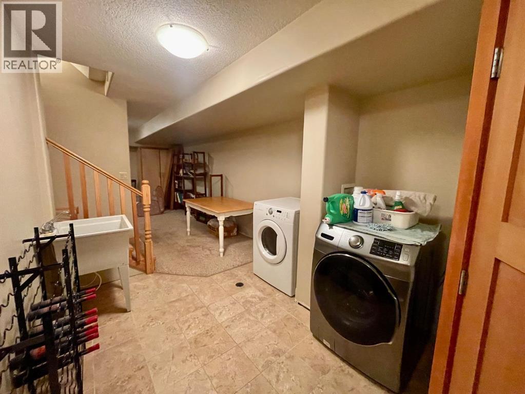 4112 15 Avenue - 45