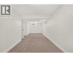 90 Armstrong Crescent Se, Calgary, AB T2J0X3 Photo 30