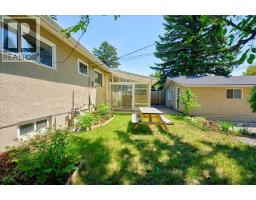 90 Armstrong Crescent Se, Calgary, AB T2J0X3 Photo 38