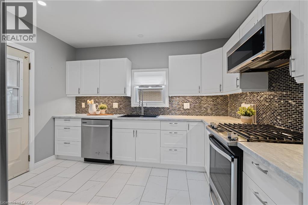 3 Dundonald Street — photo 13