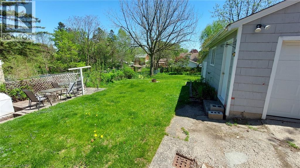 322 Edwin Street — photo 4