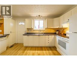 Kitchen - 227 Fergus Avenue, Kitchener, ON N2A2H6 Photo 7