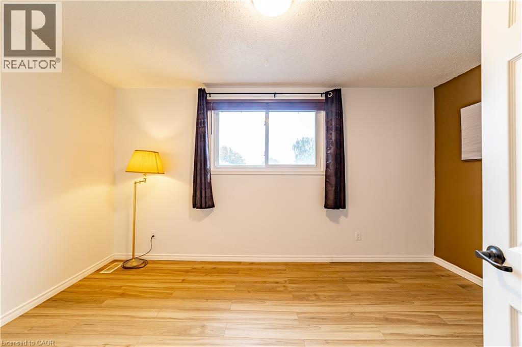 227 Fergus Avenue — photo 15