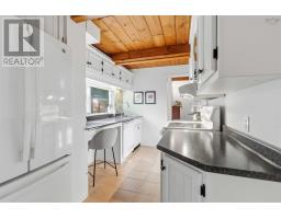 4 Lynn Road, Halifax, NS B4A3V5 Photo 16