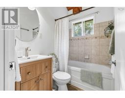 4 Lynn Road, Halifax, NS B4A3V5 Photo 24