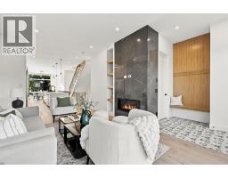 4pc Bathroom - 2026 36 Street Sw, Calgary, AB T3E2Z1 Photo 14