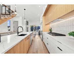 Recreational, Games room - 2026 36 Street Sw, Calgary, AB T3E2Z1 Photo 9
