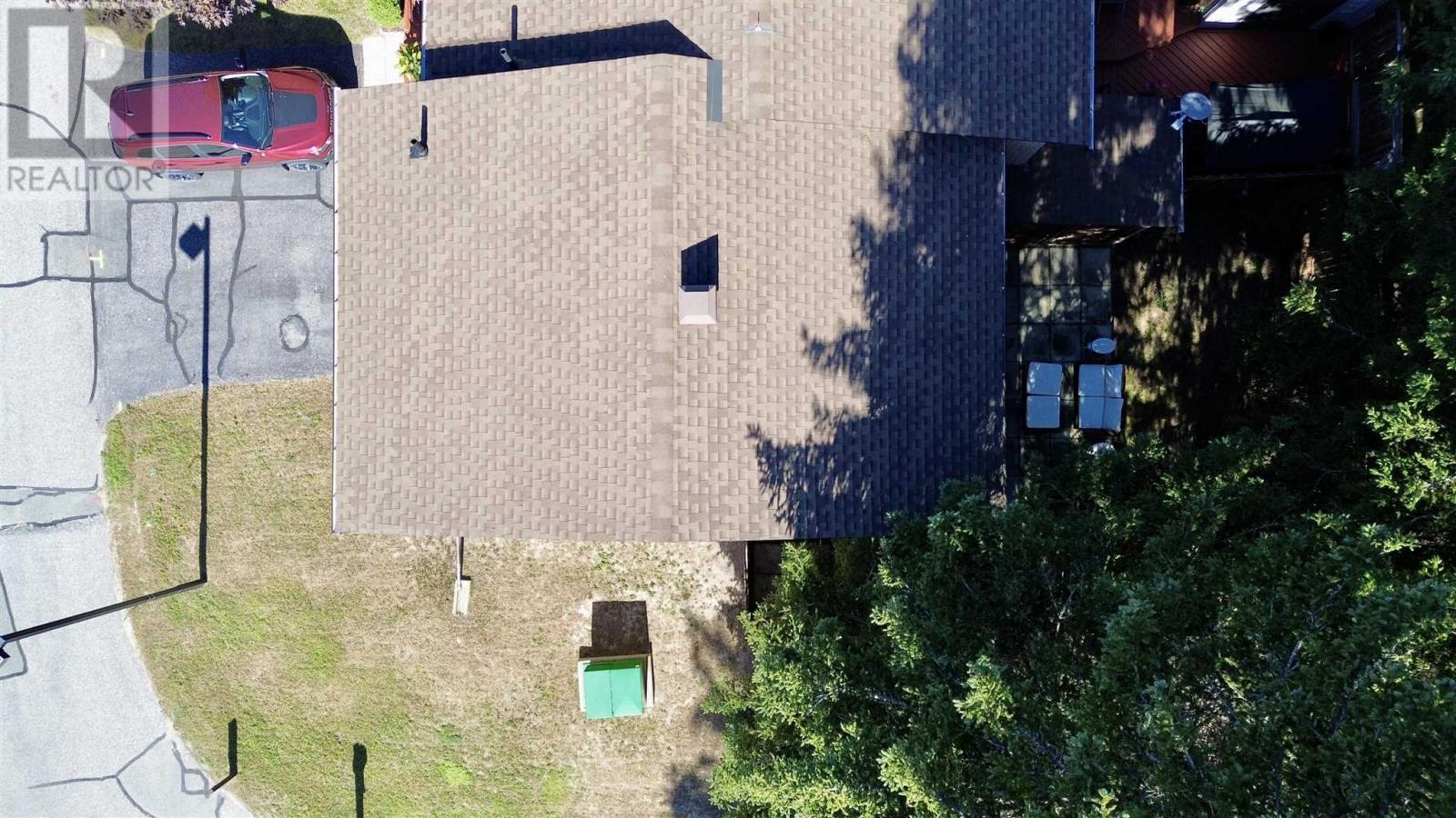 138 Frame Cres — photo 31