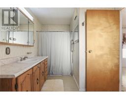 184 Leduc Road, Field, ON P0H1M0 Photo 13
