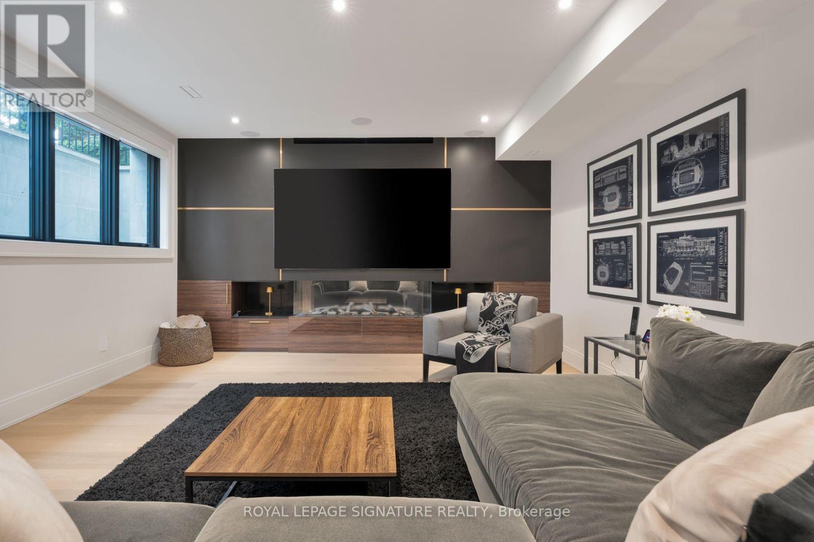 20 Rochester Avenue, Toronto, ON photo 34