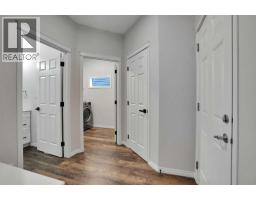 2pc Bathroom - 152 Hawkmere Close, Chestermere, AB T1X0B9 Photo 12