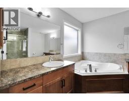 152 Hawkmere Close, Chestermere, AB T1X0B9 Photo 27