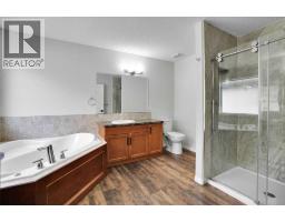 152 Hawkmere Close, Chestermere, AB T1X0B9 Photo 28