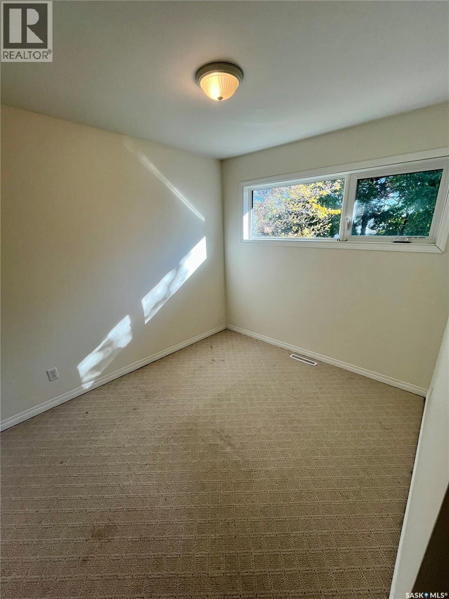 607 St Mary STREET, Esterhazy — photo 10