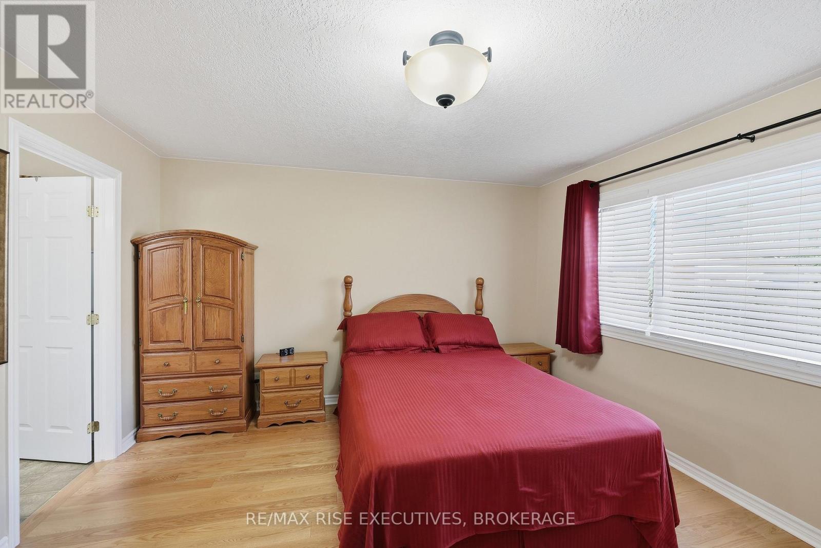 176 Macdougall Drive — photo 15