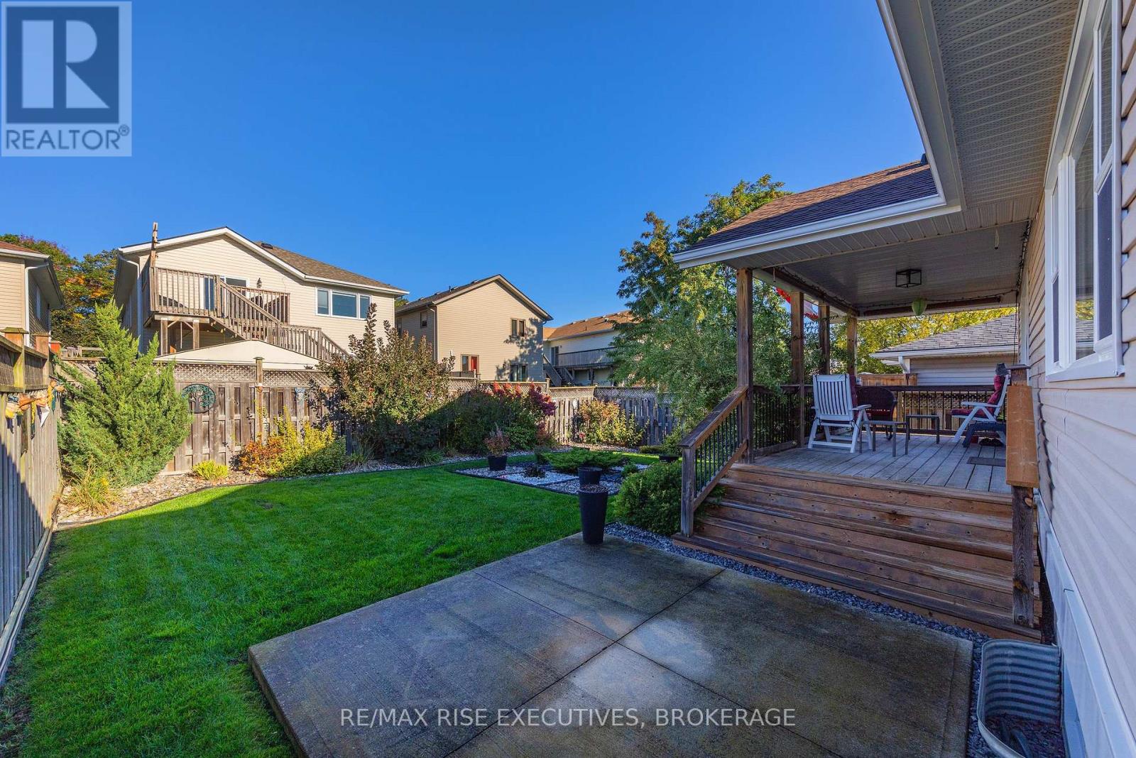 176 Macdougall Drive — photo 37