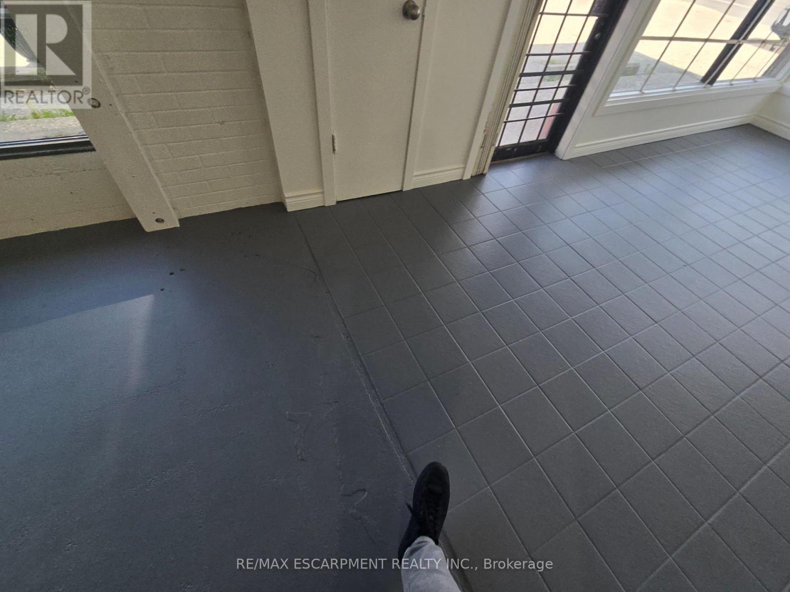 693 Hamilton Road — photo 18