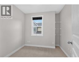 1106 Mckenzie Towne Row SE - photo 30