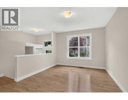 1106 Mckenzie Towne Row SE - photo 6