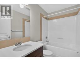 1106 Mckenzie Towne Row SE - photo 28