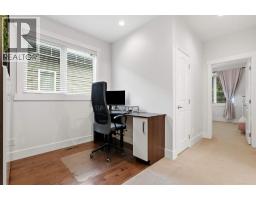 1903 26 Avenue SW - photo 31