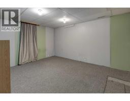 325 Flett Drive NE - photo 24